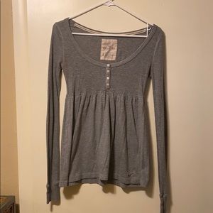 Size L Grey American Eagle Shirt- Like New